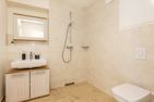  Ferienwohnung Aurelia Zirchow An der Haffküste - Badezimmer