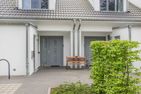  Ferienhaus Nordwind mit 2 Schlafzimmern, Terrasse und Strandkorb Kölpinsee - Fassade / Eingang