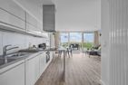  Ferienwohnung „Infinity“ Marina Wendtorf Kieler Förde - Küche / Küchenzeile