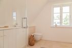  Traumhaus unter Reet Utersum - Badezimmer