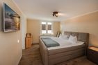  Ferienwohnung Mittschiffs mit Sauna, Whirpool & Garten - nur 500 Meter zum Meer Heringsdorf - Hauptansicht