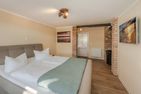  Ferienwohnung Mittschiffs mit Sauna, Whirpool & Garten - nur 500 Meter zum Meer Heringsdorf - Schlafzimmer