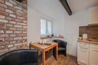  Ferienwohnung Mittschiffs mit Sauna, Whirpool & Garten - nur 500 Meter zum Meer Heringsdorf - Wohnzimmer