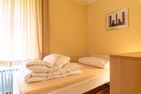 Ferienwohnpark Immenstaad am Bodensee Zwei-Zimmer-Apartment 53/09 Bodensee - Bedroom