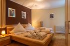 Ferienwohnpark Immenstaad am Bodensee Zwei-Zimmer-Apartment 53/09 Bodensee - Bedroom