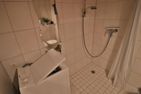  Freundliche Ferienwohnung direkt hinter dem Deich Friedrichskoog-Spitze - Badezimmer
