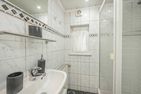  Ferienwohnung Kristin mit Garten und Terrasse Zinnowitz - Badezimmer