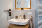 Ferienhaus Reethus bei den Wassern mit Sauna, Kamin und Terrasse Loddin - Gäste-WC