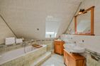  Ferienwohnung Strandlerche mit Balkon, Badewanne und Dusche Ahlbeck - Badezimmer