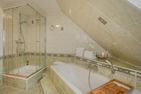  Ferienwohnung Strandlerche mit Balkon, Badewanne und Dusche Ahlbeck - Badezimmer