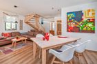  Ferienhaus Auszeitfischer mit Sauna, Kamin und Terrasse Zirchow Fischerdorf - Wohnzimmer