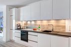  Ferienwohnung Ostseenest Bernstein mit Terrasse & nur 800 m zum Strand Kölpinsee - Küche / Küchenzeile