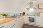  Ferienwohnung Thusnelda mit Balkon und nur 500 m zum Strand Bernsteinbäder - Küche / Küchenzeile