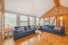  Ferienhaus Rad Kapitän direkt am See mit Sauna und Terrasse Heringsdorf - Wohnzimmer