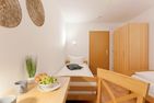  Ferienwohnung Auszeit nur 100 m zum Strand mit Balkon Ahlbeck - Schlafzimmer