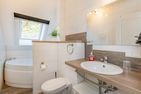  Ferienhaus MeerSeenSucht mit Sauna, Terrasse und Grill Korswandt - Badezimmer
