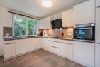  Ferienhaus Im Kiefernwäldchen mit Sauna, Kamin und Terrasse Zirchow Fischerdorf - Küche / Küchenzeile