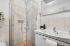  Ferienhaus Seeschwalbe Marina Wendtorf Kieler Förde - Badezimmer