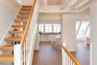  Haus Watthus - Wohnung Himmel Nebel - Treppenaufgang zum Dachgeschoss der Ferienwohnung "Himmel"