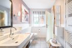  Min Eilun Utersum - Badezimmer