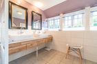  Min Eilun Utersum - Badezimmer