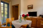  Haus zu den Büschen 02 Ostseebad Wustrow - Wohnzimmer