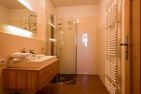  Haus zu den Büschen 02 Ostseebad Wustrow - Badezimmer