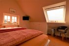  Im Tal 1 App. 07 Wenningstedt - Schlafzimmer