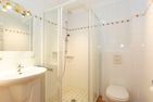  Aufwind im Haus Luna Normannenweg 5 Wenningstedt - Badezimmer