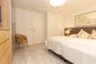  Frisia App. 10 Mittelweg 13 J Wenningstedt - Schlafzimmer