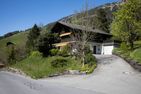 Chalet Finnehus, BÜ-41 Bühlbergstrasse 41 Lenk im Simmental - Fassade / Eingang