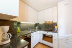 Chalet Finnehus, BÜ-41 Bühlbergstrasse 41 Lenk im Simmental - Küche / Küchenzeile