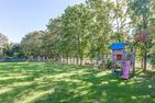  Hanni Klein Bollhagen - Spielplatz im Garten