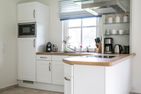  Ferienhaus Haubenlerche 16 Fuhlendorf - Küche / Küchenzeile