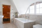  Ferienhaus Seeadler 24 Fuhlendorf - Badezimmer