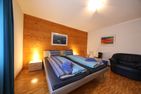 Ferienwohnung Heavenly UH-6, Untere Hübelistrasse 6, Zweisimmen Zweisimmen - Schlafzimmer