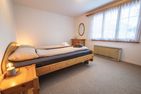 Ferienwohnung NE-7 OG Neufeld 7 Lenk im Simmental - Schlafzimmer