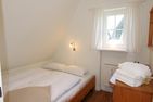 Maike  - Feldmarkstr. 16, App. 4 Wenningstedt - Schlafzimmer