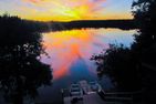  (1) Graues Sommerhaus in Schweden am See mit Boot Smaland - 