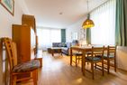 Ferienwohnpark Immenstaad am Bodensee Zwei-Zimmer-Apartment 55/14 Bodensee - Living room