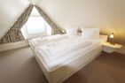 Haus Günther - Mittelweg 1, App. 2 Wenningstedt - Schlafzimmer