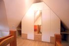  Lüttmarsch 13, Whg. 7 Wyk - Schlafzimmer mit Kleiderschrank
