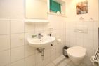  Strandstraße 8, Whg. 14, Green Eilun Wyk - Badezimmer im Souterrain