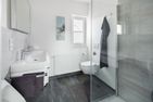  VÖSSING's Innenstadt Ost - Badezimmer