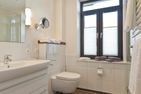 Lara 1 Innenstadt Kurplatz - Badezimmer