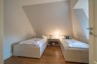  Kapitänshaus Ost Oldsum - Das zweite Schlafzimmer im Obergeschoss...
