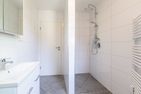 Ferienwohnpark Immenstaad am Bodensee Zwei-Zimmer-Apartment 53/16 Bodensee - Bathroom