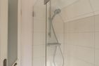  Haus Toni Wyk auf Föhr - ...auch über eine Dusche.
