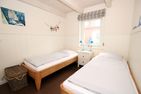  Haus Qualle, Susanne-Fischer Weg 29 Wyk - Schlafzimmer 1 im EG