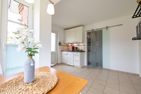Haus Waltraud Ferienwohnung „Hualewjonken" Norddorf auf Amrum - Küche / Küchenzeile